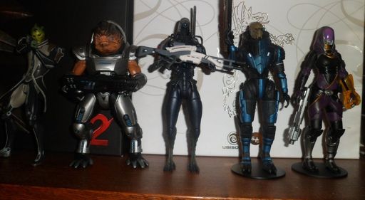 Mass Effect 3 - Garrus Action Figure - обзор